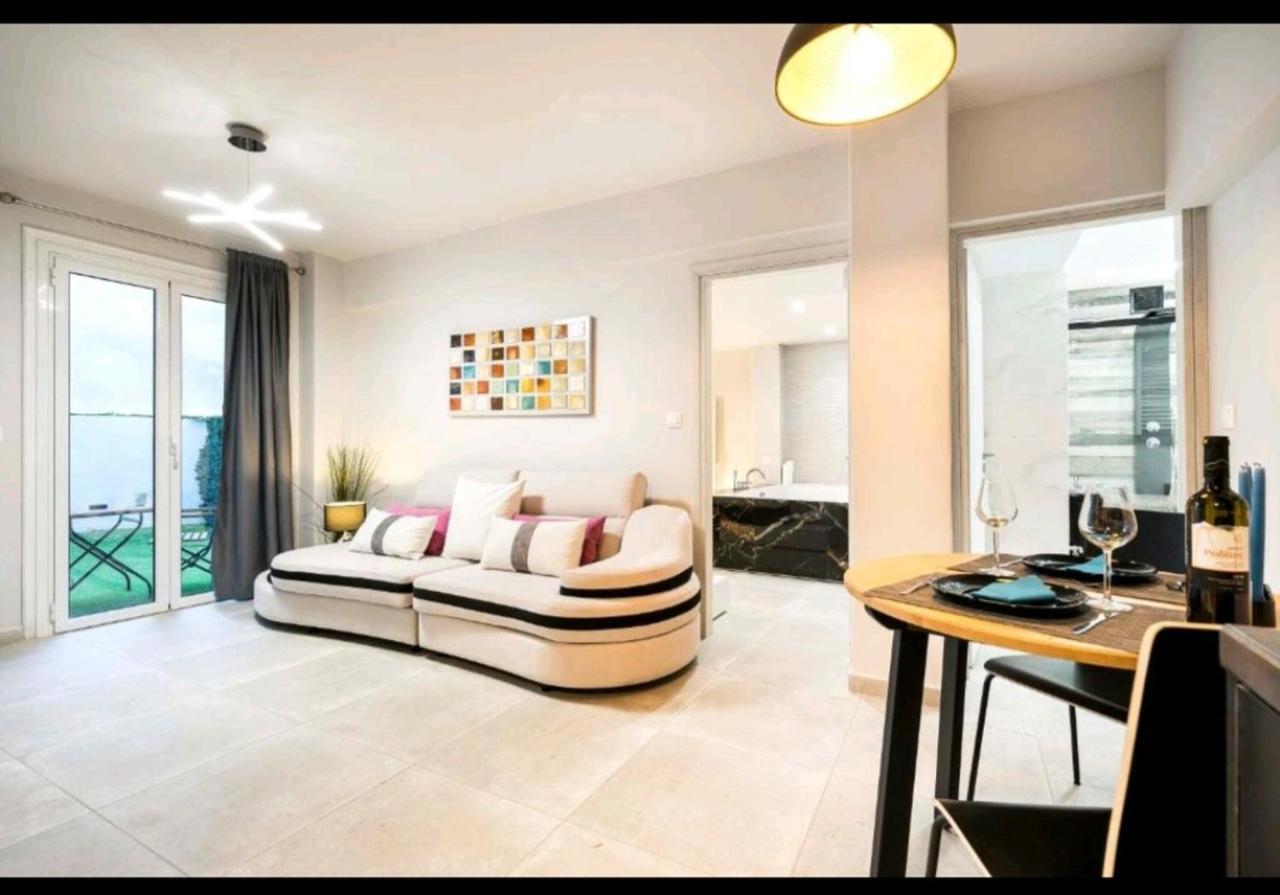 Romantic Jacuzzi Apartment Athen Exterior foto