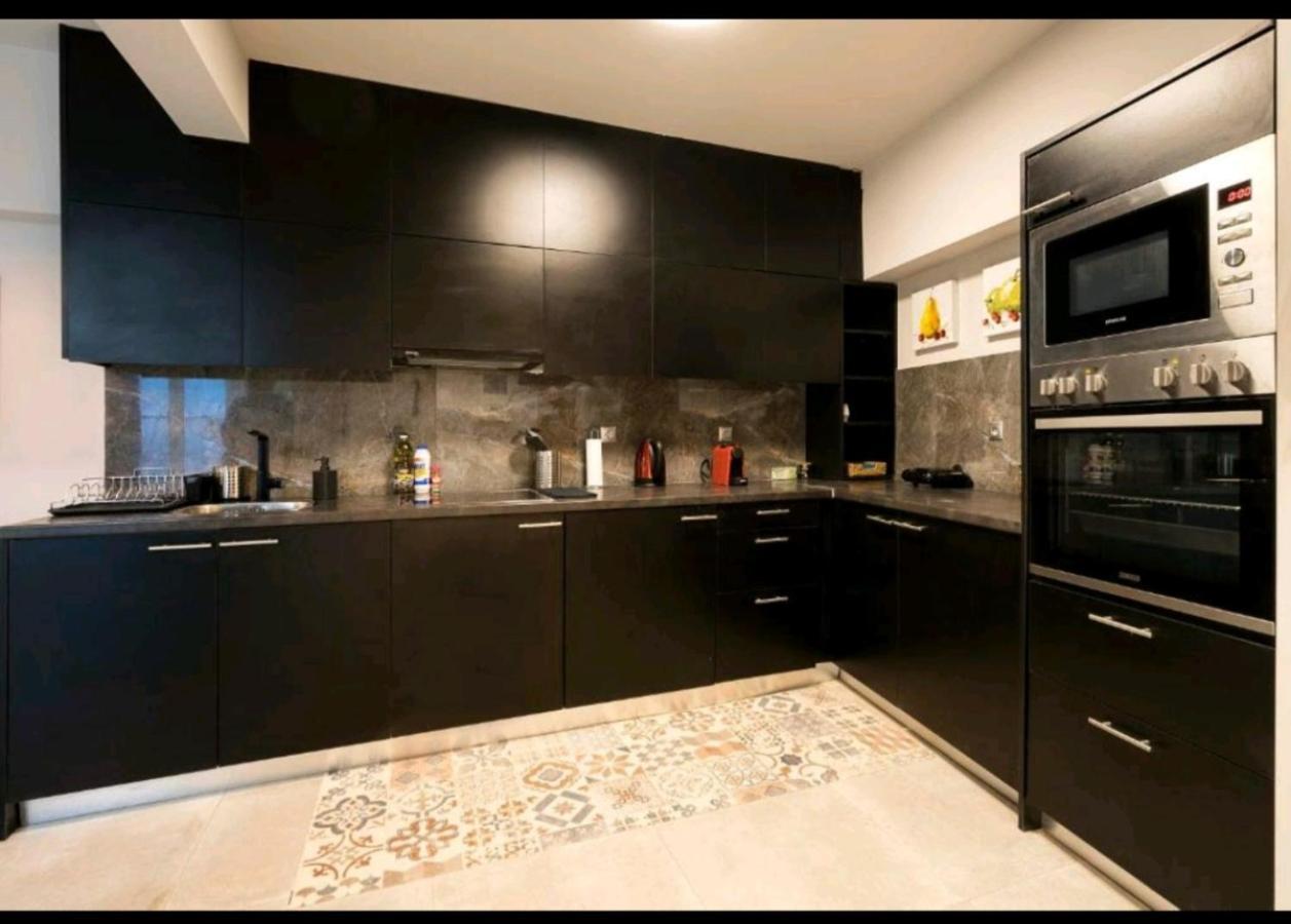 Romantic Jacuzzi Apartment Athen Exterior foto
